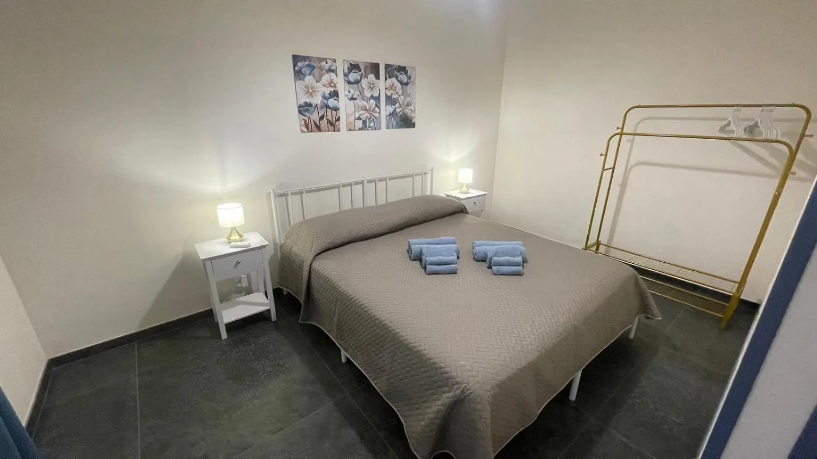 Casa Vacanza Gina Marsala Apartment